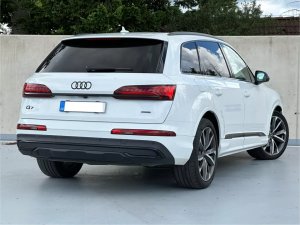 audi-q7-quattros-line