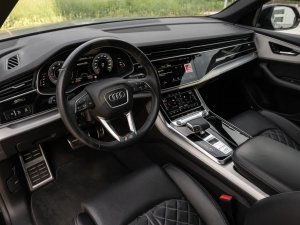 audi-q8-50tdi-quattro-s-line-matrix