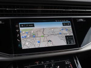 audi-q8-50tdi-quattro-s-line-matrix