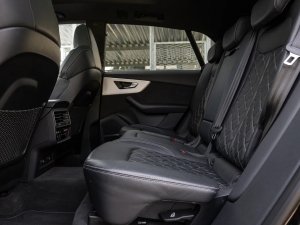 audi-q8-50tdi-quattro-s-line-matrix