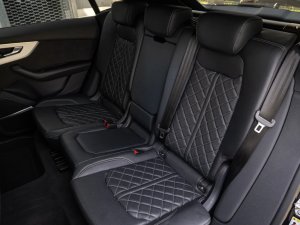 audi-q8-50tdi-quattro-s-line-matrix