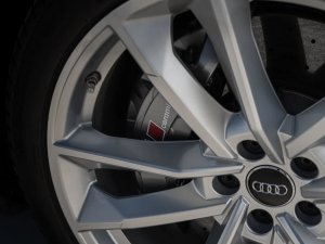 audi-s8-plus-matrix