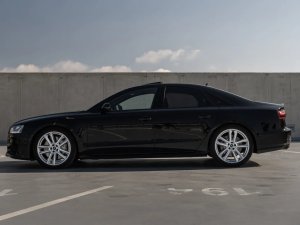 audi-s8-plus-matrix