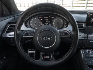 audi-s8-plus-matrix