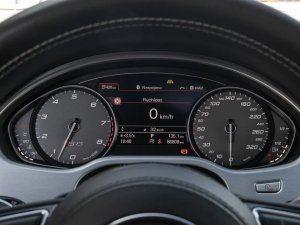 audi-s8-plus-matrix