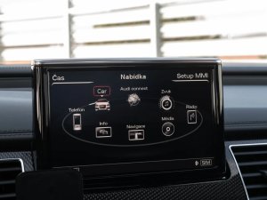 audi-s8-plus-matrix