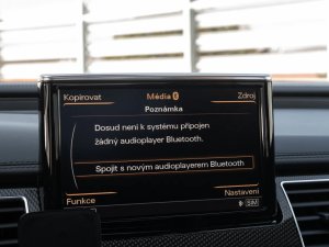 audi-s8-plus-matrix