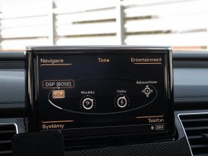 audi-s8-plus-matrix