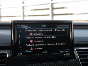 audi-s8-plus-matrix