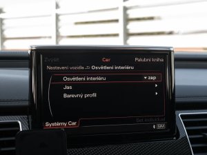 audi-s8-plus-matrix