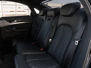 audi-s8-plus-matrix