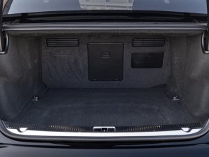 audi-s8-plus-matrix