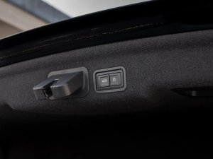 audi-s8-plus-matrix