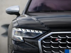 audi-s8-quattro