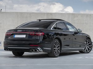audi-s8-quattro