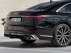 audi-s8-quattro