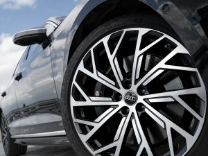 audi-s8-quattro