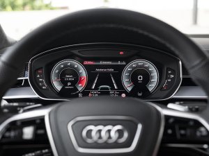 audi-s8-quattro