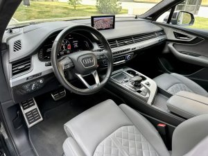 audi-sq7-matrix