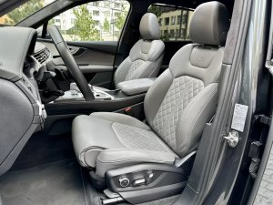 audi-sq7-matrix