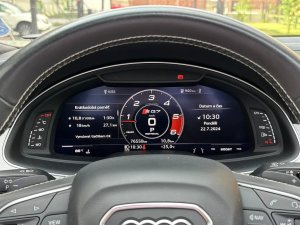 audi-sq7-matrix