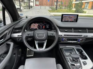 audi-sq7-matrix
