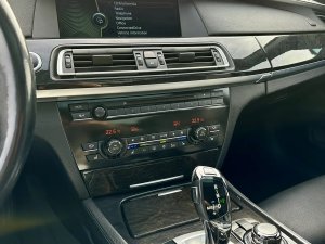 bmw-740xd-f01
