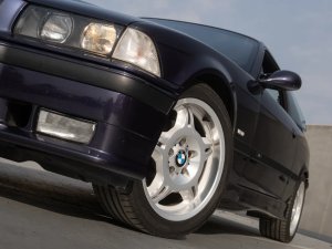 bmw-e36-328i-coupe-individual