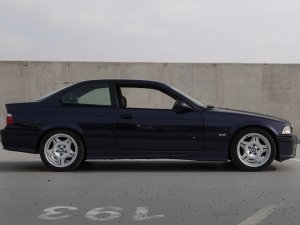 bmw-e36-328i-coupe-individual