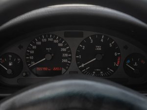 bmw-e36-328i-coupe-individual