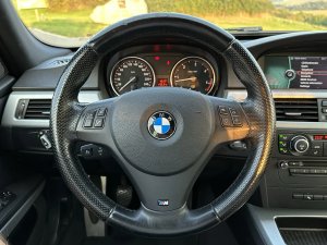 bmw-e91-325d-touring-m-paket