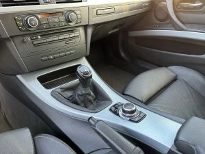 bmw-e91-325d-touring-m-paket