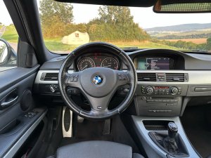 bmw-e91-325d-touring-m-paket
