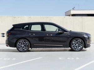 bmw-ix-xdrive40