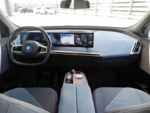 bmw-ix-xdrive40
