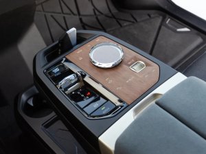 bmw-ix-xdrive40