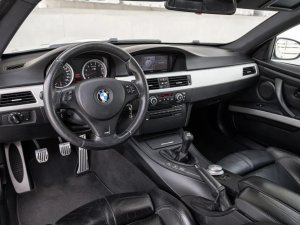 bmw-m3-e92-manual