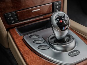 bmw-m5-e61-touring-50-v10-lci