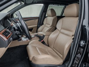 bmw-m5-e61-touring-50-v10-lci
