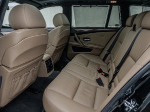 bmw-m5-e61-touring-50-v10-lci