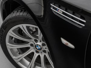 bmw-m5-e61-touring-50-v10-lci
