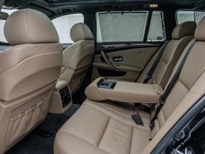 bmw-m5-e61-touring-50-v10-lci