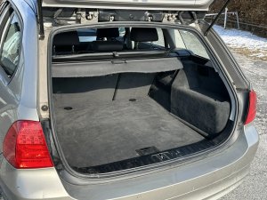 bmw-rada-3-e91-320d-touring-lci