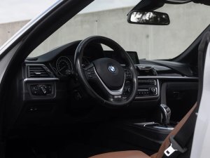 bmw-rada-4-420d-cabrio-luxury-line-indiv