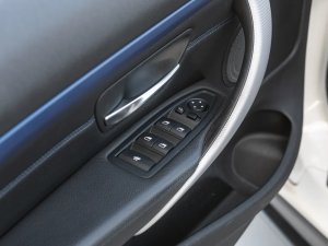 bmw-rada-4-440i-cabrio-mperformance