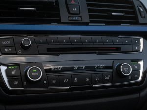 bmw-rada-4-440i-cabrio-mperformance