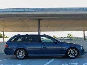 bmw-rada-5-525d-touring-m-sport