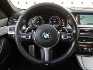 bmw-rada-5-530d-xdrive-m-sport