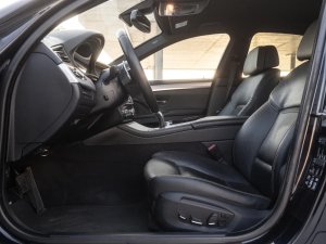 bmw-rada-5-530d-xdrive-m-sport