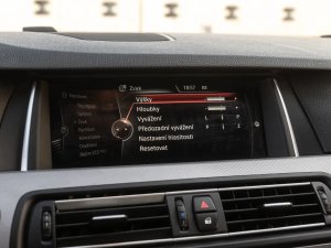 bmw-rada-5-530d-xdrive-m-sport